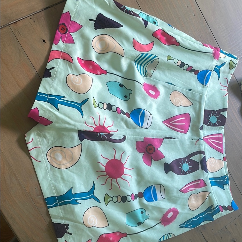 SHEIN Abstract Patterned Two-Piece Set - Picture 7 of 12